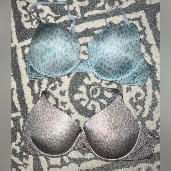 Victoria's Secret Other - Set of two Victoria’s Secret bras size 36B